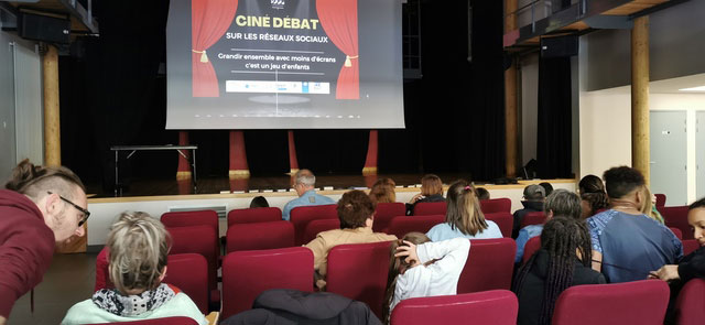 ciné-débat réseaux sociaux SEMEUR D'IMAGES